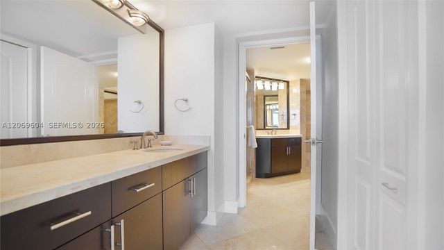 5757 Collins Ave 1505, Miami Beach, FL 33140