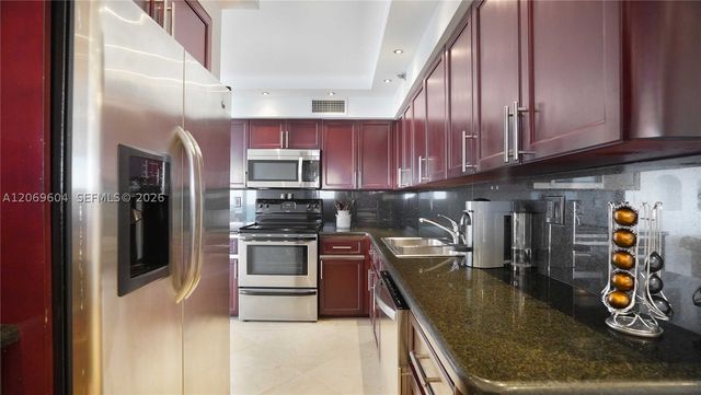 5757 Collins Ave 1505, Miami Beach, FL 33140