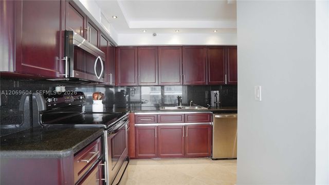 5757 Collins Ave 1505, Miami Beach, FL 33140