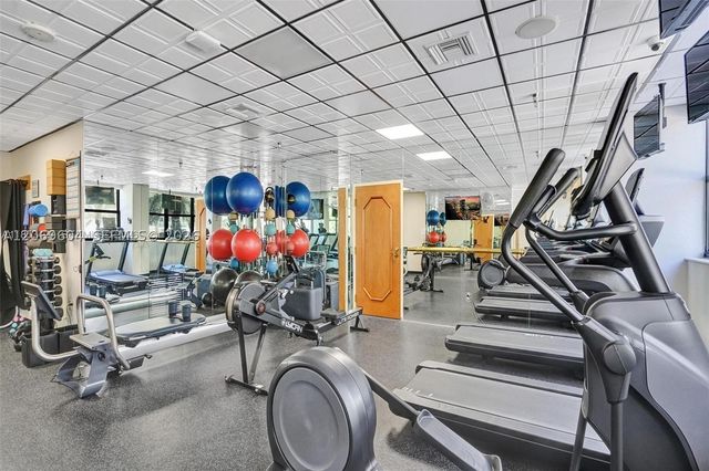 5757 Collins Ave 1505, Miami Beach, FL 33140
