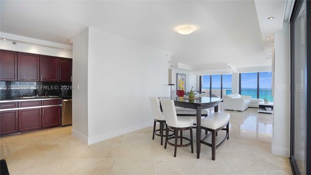 5757 Collins Ave 1505, Miami Beach, FL 33140