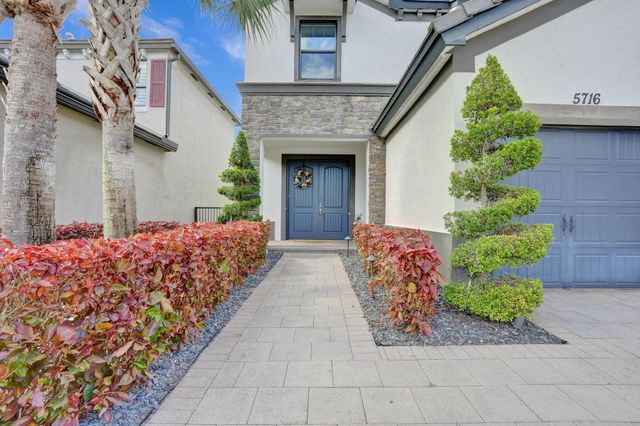 5716 Sandbirch Way, Lake Worth, FL 33463