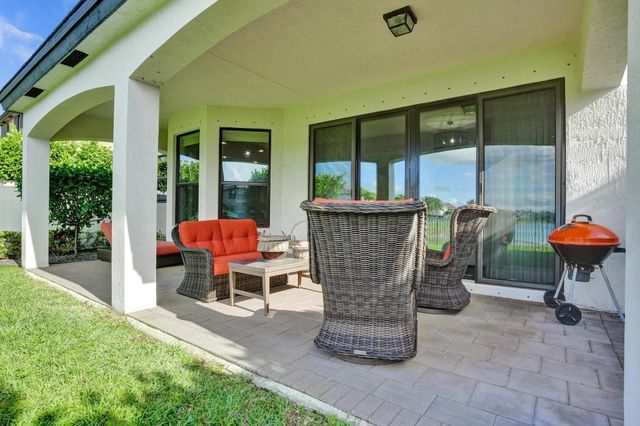 5716 Sandbirch Way, Lake Worth, FL 33463