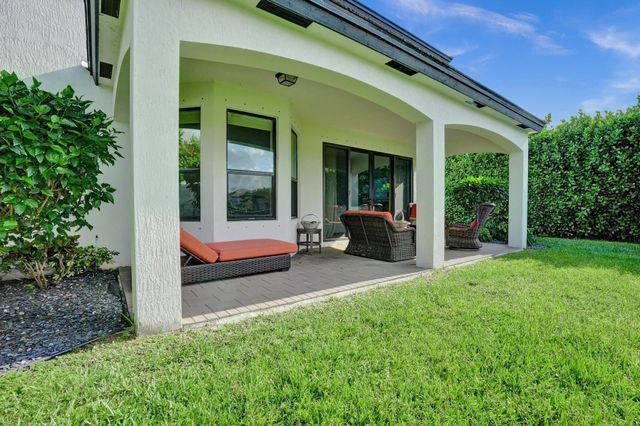 5716 Sandbirch Way, Lake Worth, FL 33463