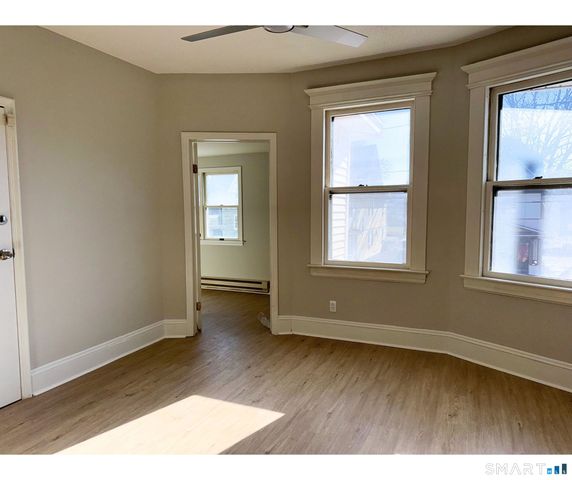 74 Garfield Avenue 2nd floor, Bridgeport, CT 06606