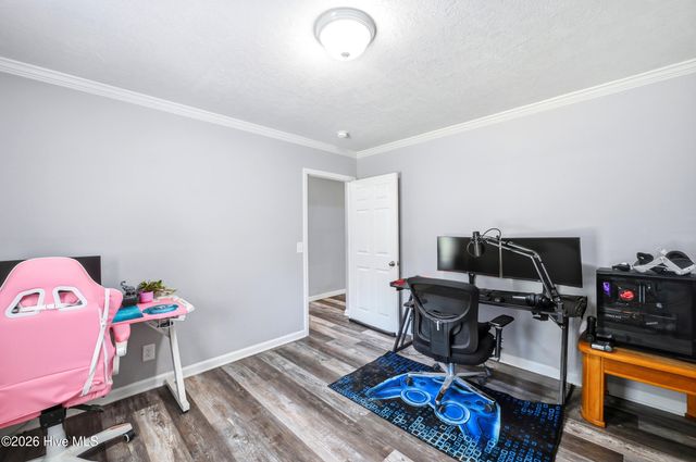 214 Ola Belle Road, Burgaw, NC 28425