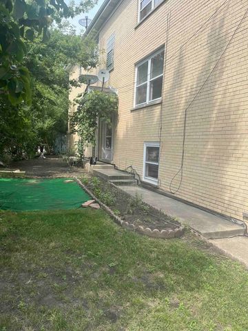 5158 Carol Avenue 2, Skokie, IL 60077