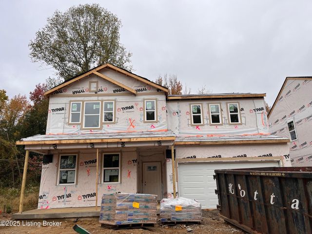 8516 Lysander Dr, Louisville, KY 40214