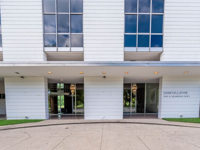 1555 N Dearborn Parkway 15B, Chicago, IL 60610