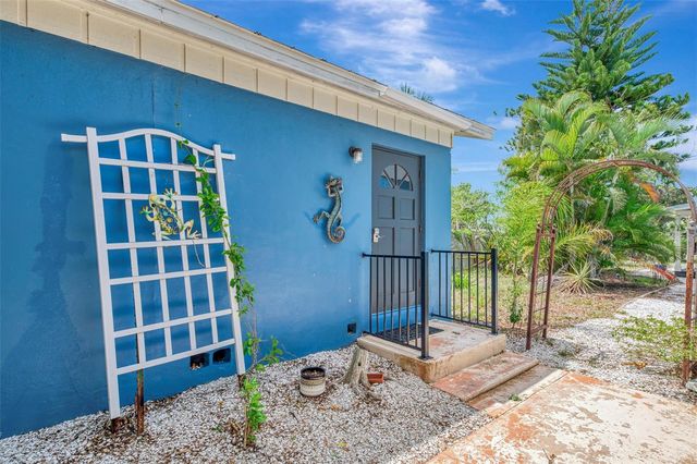 351 OAK STREET, Englewood, FL 34223
