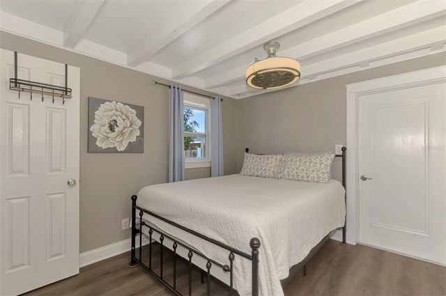 351 OAK STREET, Englewood, FL 34223