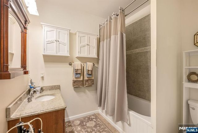 500 Blue Hill Terrace, Franklin Lakes, NJ 07417