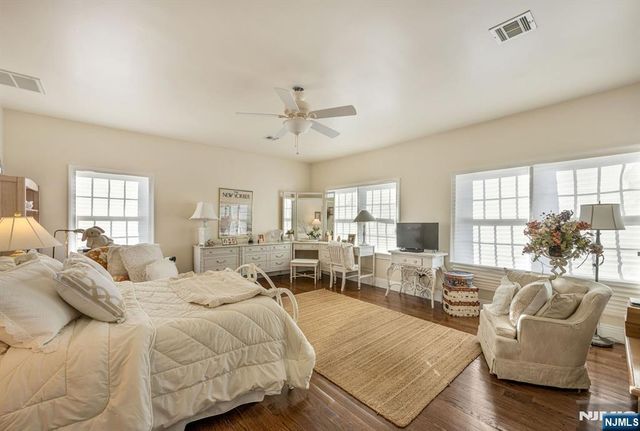 500 Blue Hill Terrace, Franklin Lakes, NJ 07417