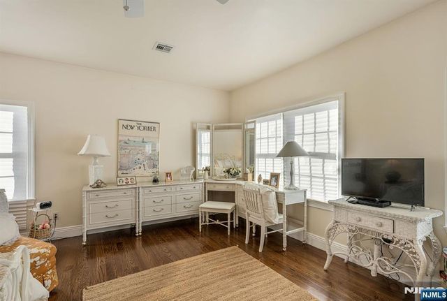 500 Blue Hill Terrace, Franklin Lakes, NJ 07417