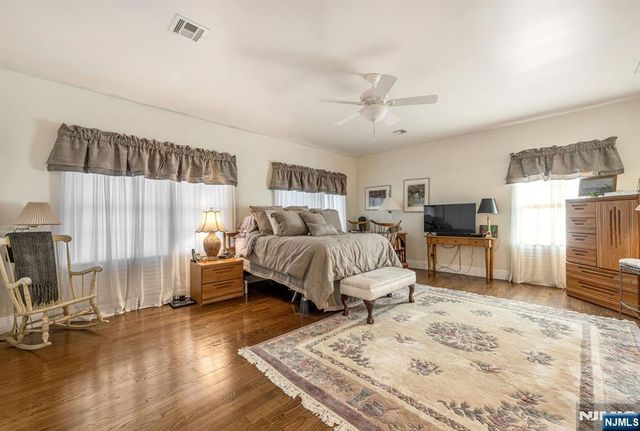 500 Blue Hill Terrace, Franklin Lakes, NJ 07417