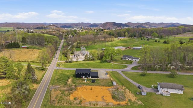 110 Sells Road, Bluff City, TN 37618