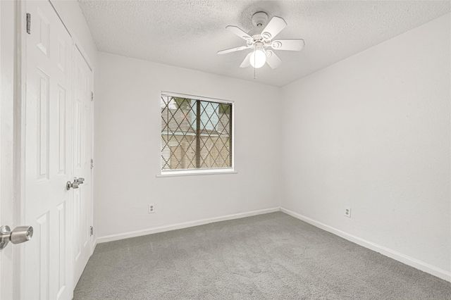 622 N 13th Street, La Porte, TX 77571