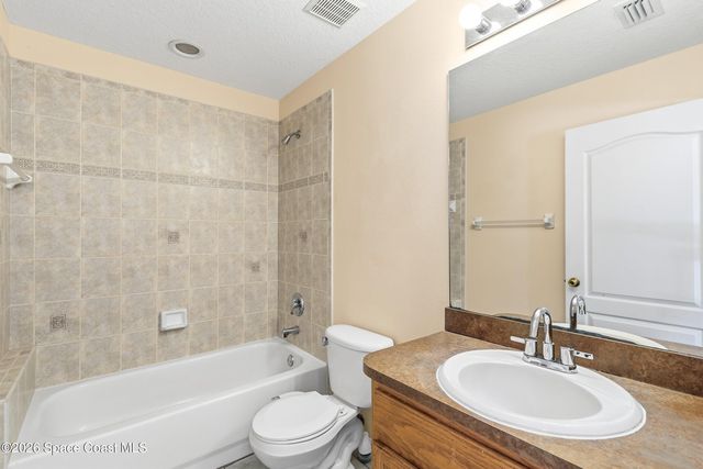 1172 Pine Creek Circle NE, Palm Bay, FL 32905