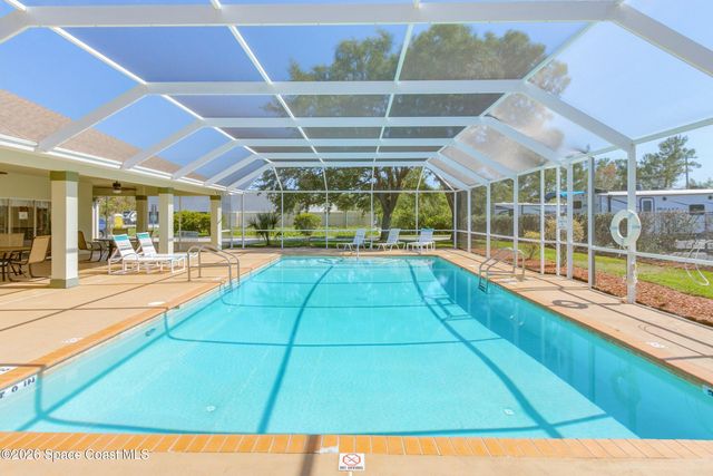 1172 Pine Creek Circle NE, Palm Bay, FL 32905