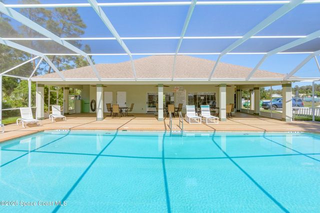 1172 Pine Creek Circle NE, Palm Bay, FL 32905