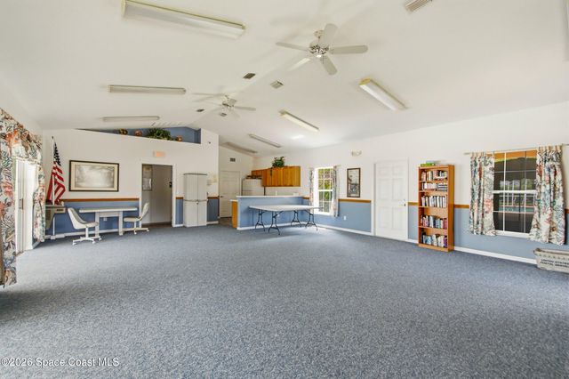 1172 Pine Creek Circle NE, Palm Bay, FL 32905