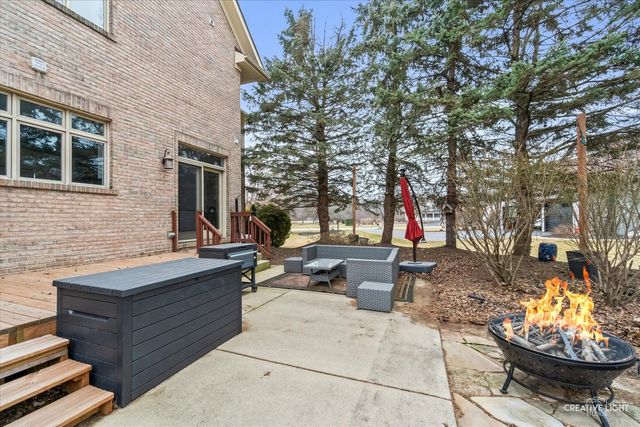 39W796 Dairyherd Lane, St. Charles, IL 60175