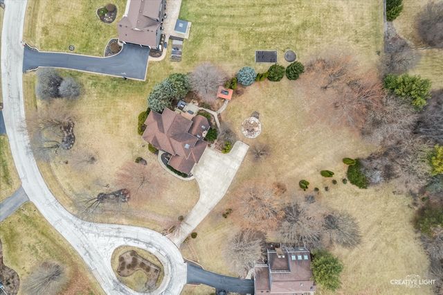 39W796 Dairyherd Lane, St. Charles, IL 60175