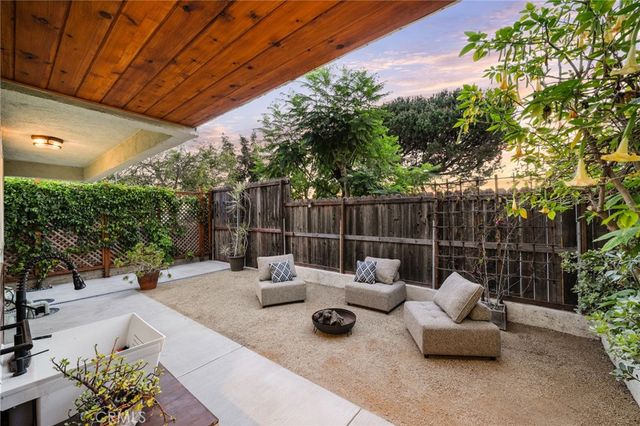 1675 Lucile, Los Angeles, CA 90026