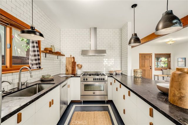 1675 Lucile, Los Angeles, CA 90026