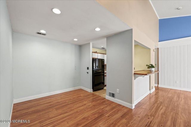 4 Gait Court, Tinton Falls, NJ 07753