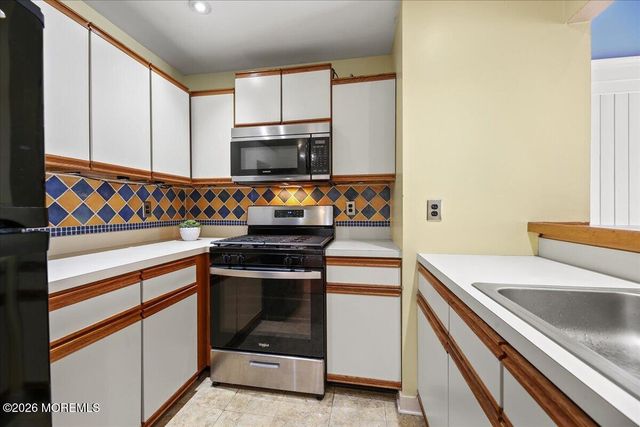 4 Gait Court, Tinton Falls, NJ 07753