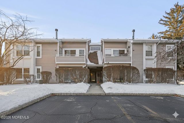 4 Gait Court, Tinton Falls, NJ 07753