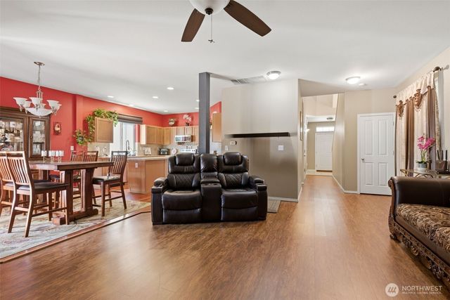 18205 113th Avenue E, Puyallup, WA 98374