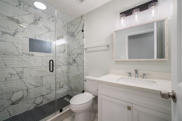 7115 Shady Moss Lane, Houston, TX 77040