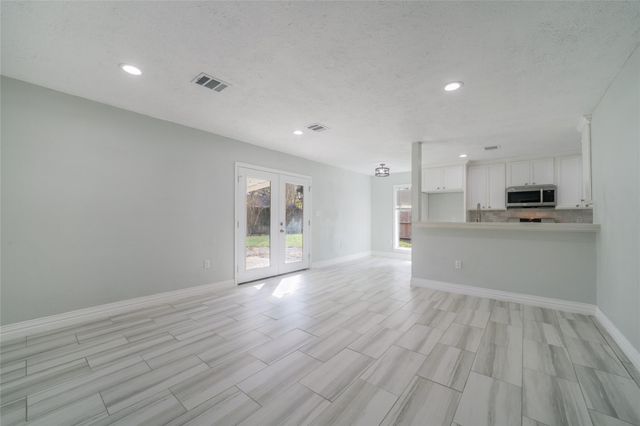 7115 Shady Moss Lane, Houston, TX 77040