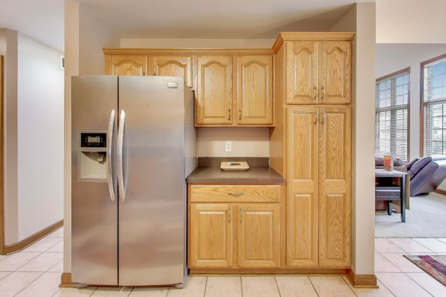 1617 Cherry Blossom Drive, Munster, IN 46321
