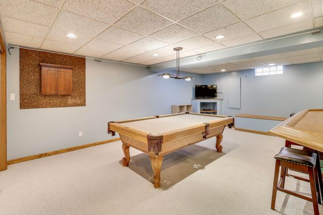 1617 Cherry Blossom Drive, Munster, IN 46321
