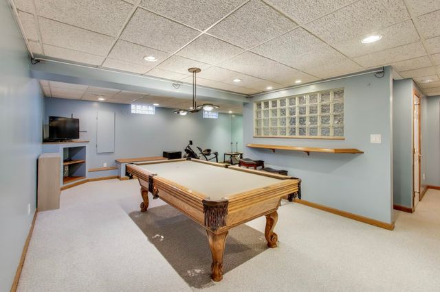 1617 Cherry Blossom Drive, Munster, IN 46321