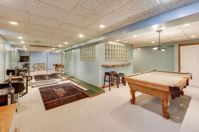 1617 Cherry Blossom Drive, Munster, IN 46321