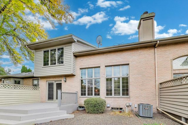 1617 Cherry Blossom Drive, Munster, IN 46321
