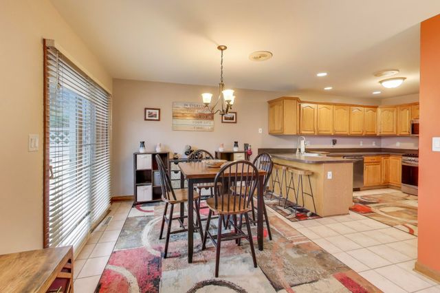 1617 Cherry Blossom Drive, Munster, IN 46321