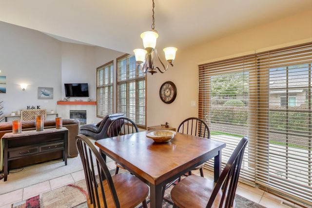 1617 Cherry Blossom Drive, Munster, IN 46321