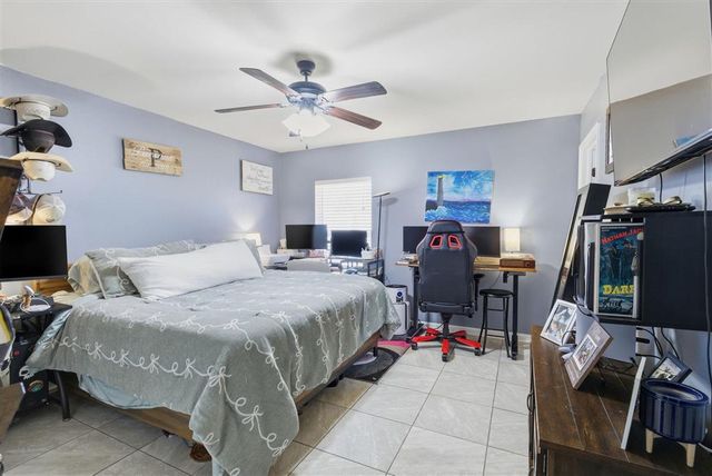 212 Madison Crossing Drive, Sulphur, LA 70665