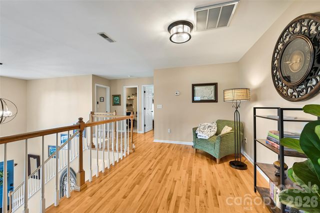 94 Squirrel Trail, Hendersonville, NC 28791