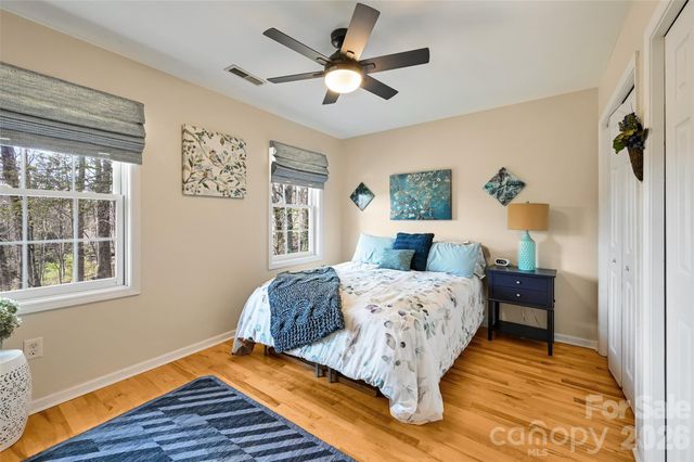 94 Squirrel Trail, Hendersonville, NC 28791