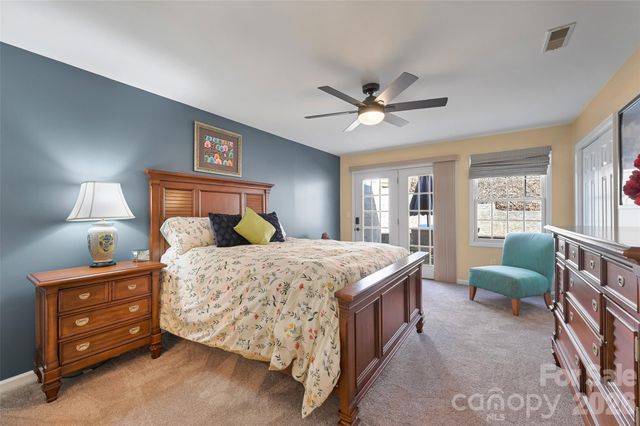 94 Squirrel Trail, Hendersonville, NC 28791