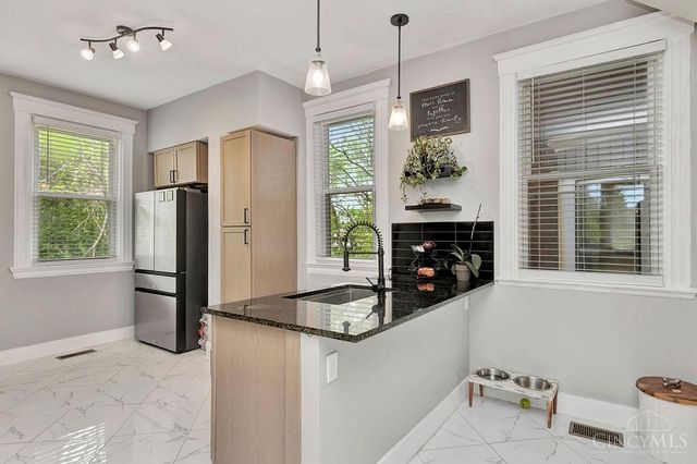3433 Hudson Avenue, Cincinnati, OH 45207