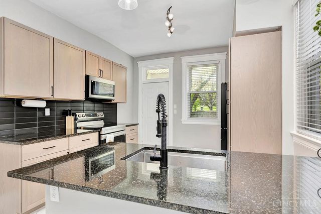 3433 Hudson Avenue, Cincinnati, OH 45207