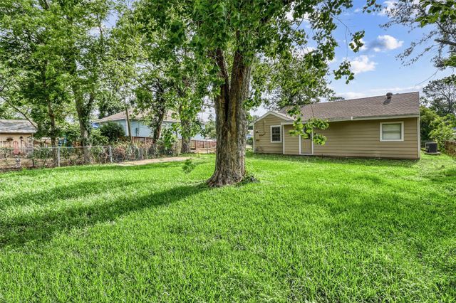 120 Volney Street, South Houston, TX 77587