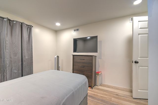 127 Patrick Lane, Gray, TN 37615